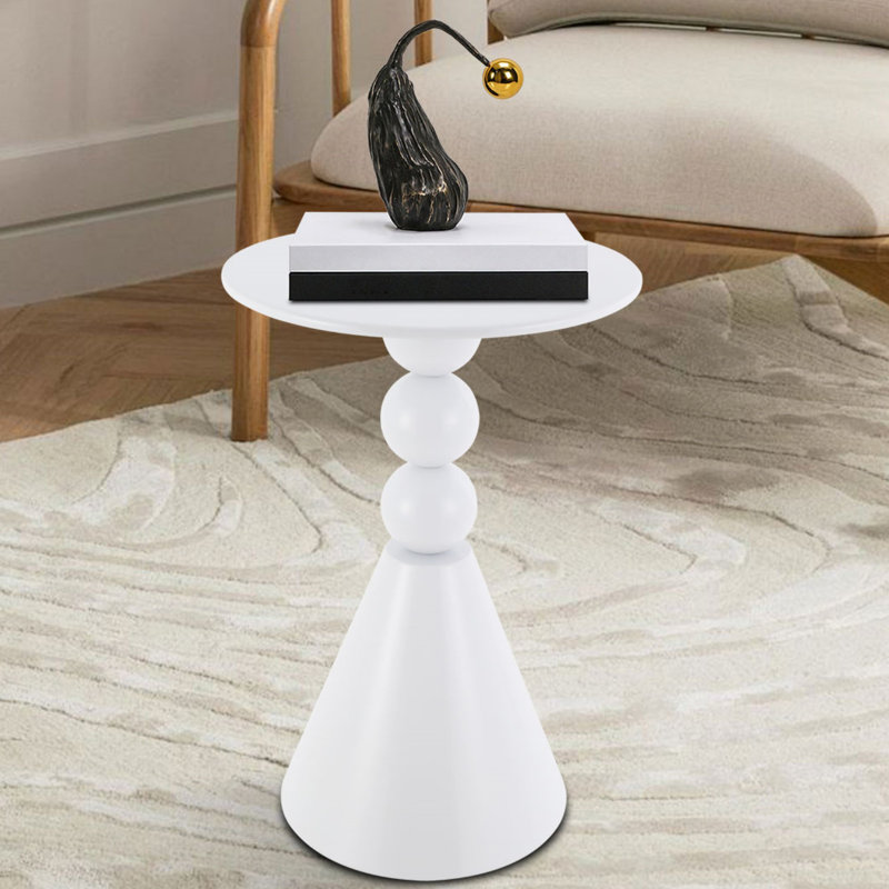 Table d'appoint 15,74 po * et 23,62 po pour le goûter au café également pour le balcon