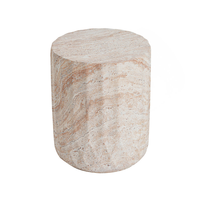 Table d'appoint en béton léger avec finition en travertin pour une utilisation polyvalente, durable et élégante.