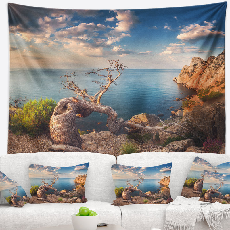 Tapisserie arbre à l’ancienne mer ensoleillée, H 78 po x l 92 po
