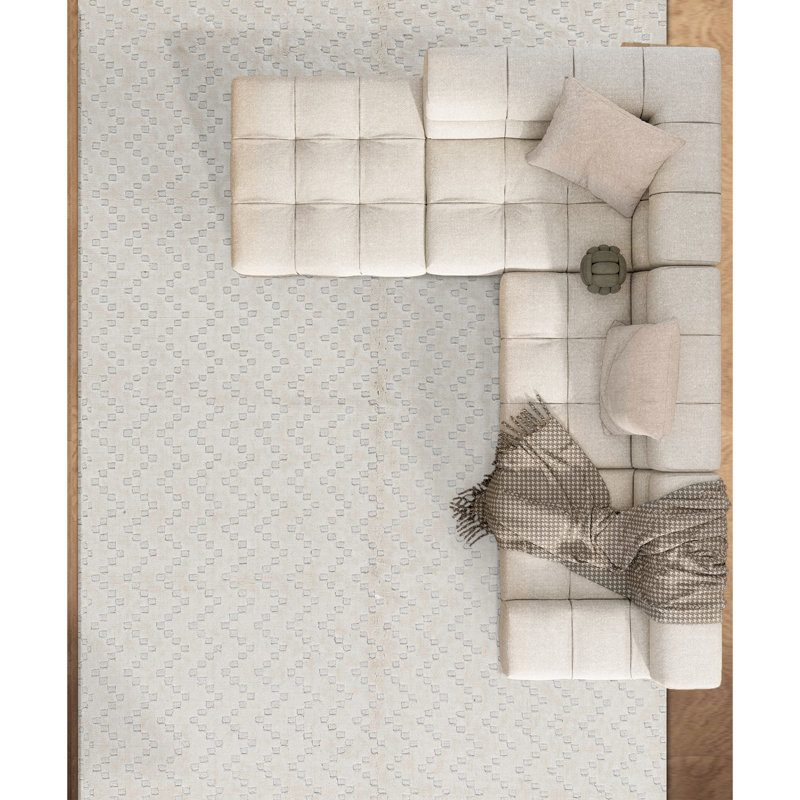 Wool Chevron Area Rug in White, Rectangle 6' x 9'