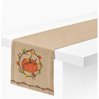 Pumpkin Wreath Table Runner