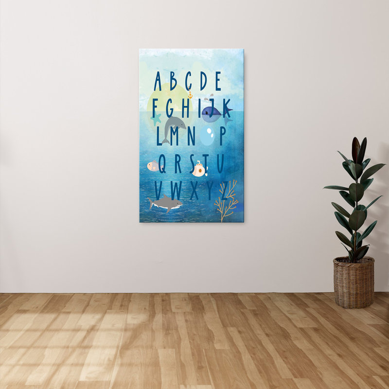 "Underwater Alphabet" par Daniela Santiago, reproduction sur toile, H 30 po x l 18 po x P 1 po