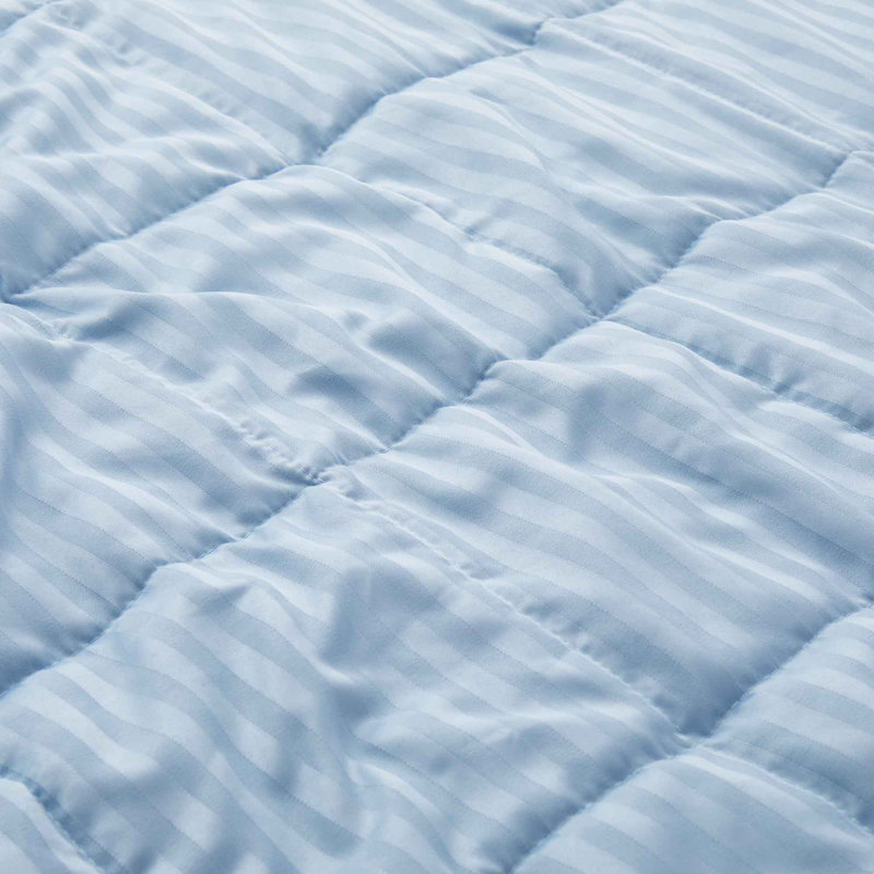 Lightweight duvet with Satin Trim, Blue, Queen