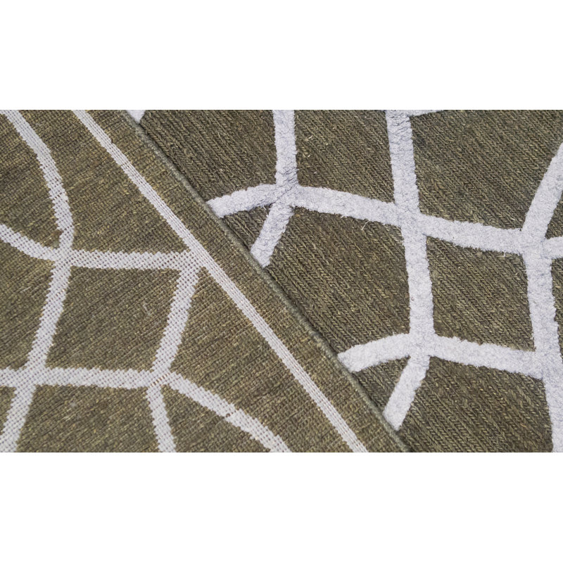 Geometric Area Rug in Dark Gray