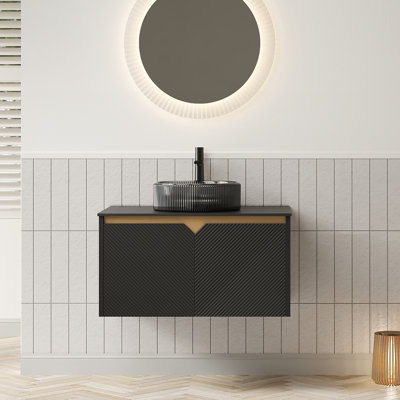 Meuble-lavabo mural 30 po, armoire en contreplaqué flottant mural, portes doubles en sergé avec garniture en métal. Lavabo rond en verre noir transparent, comptoir en pierre frittée. Meuble-lavabo à mécanisme de fermeture en douceur 30 po, porte