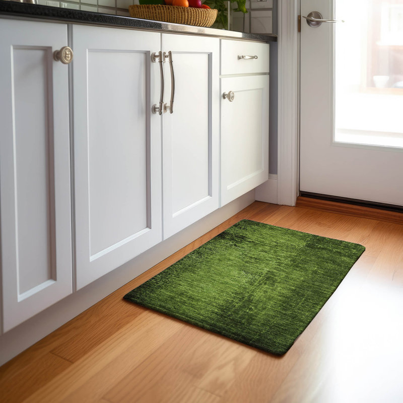 Premium Machine Washable Cerrito AMF554 Green Rug, Rectangle 1'8" x 2'6"