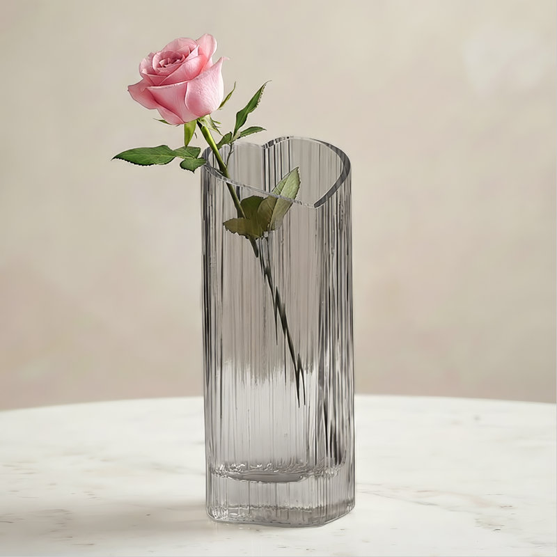  Vase en verre côtelé noir Elara, Gris fumée