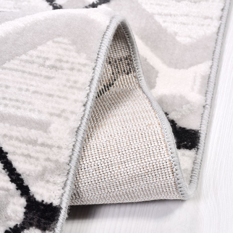 Ebern Designs Bettie Geometric Machine Woven Area Rug | Wayfair.co.uk