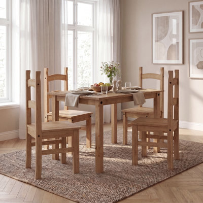 Doe 4 -Person Solid Wood Dining Set