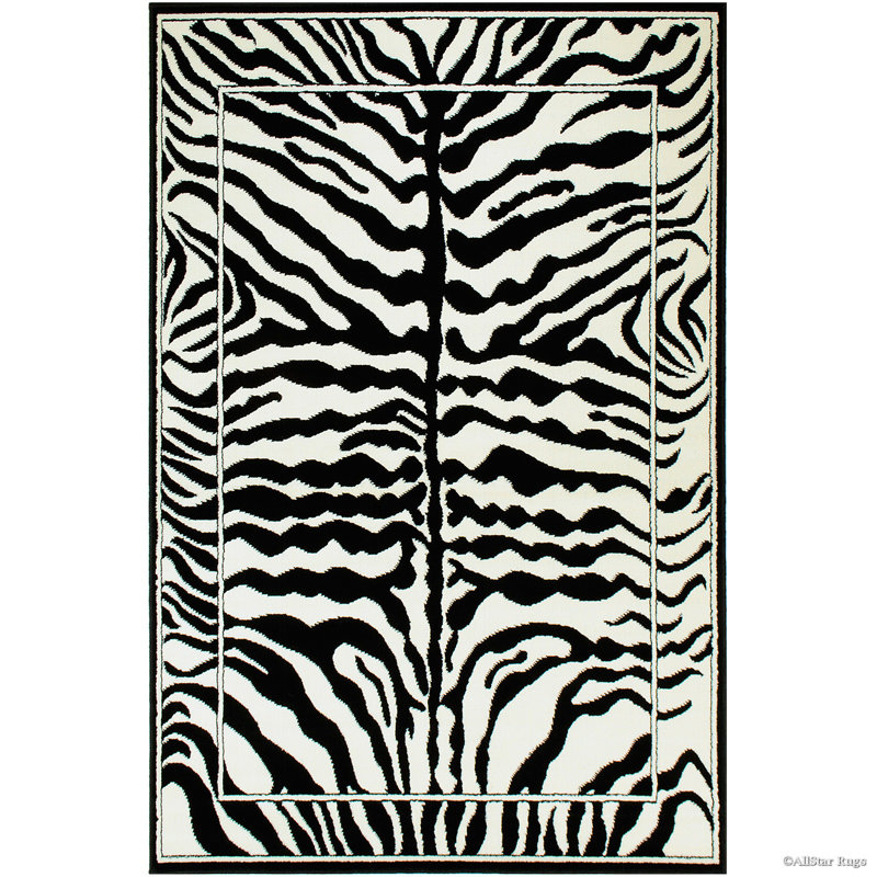 Moison Animal Print Indoor Rug, 5'2" x 7'1"