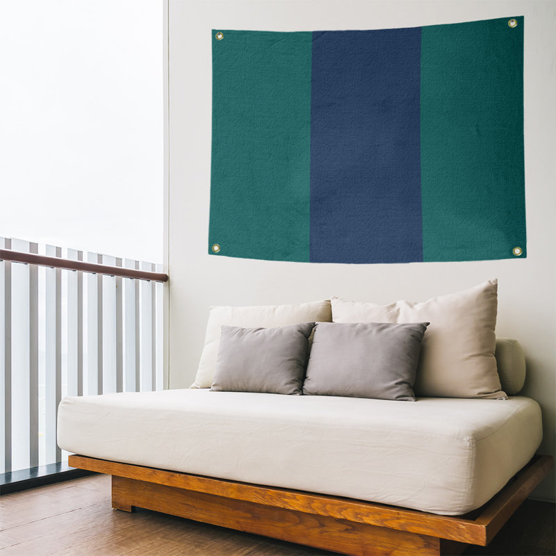 Tapisserie de polyester Baltimore, Seattle, H 59 po x l 80 po x P 1 po, Vert nord-ouest / bleu marine / vert nord-ouest