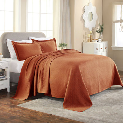 Superior 100% Cotton Matelassé Basketweave All-Season Bedspread with Pillow Sham Set