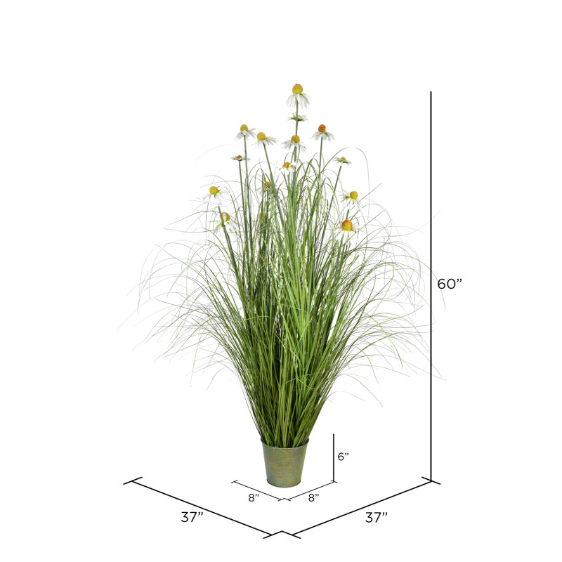 Herbe verte et marguerites artificielles en pot., H 60 po x l 37 po x P 37 po