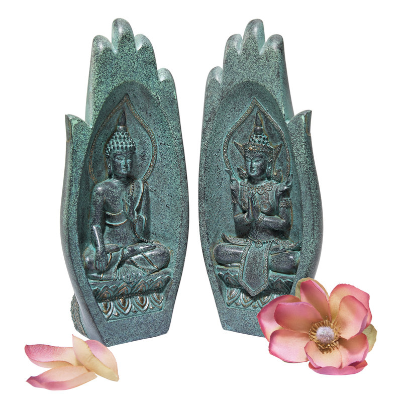 Figurines & Sculptures