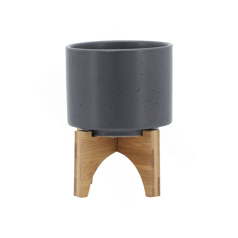 5" PLANTER W/ WOOD STAND, MATTE GRAY, 7" H x 5" W x 5" D