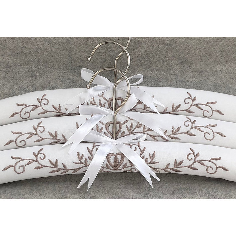 Metal Non-Slip Standard Hanger, Fawn