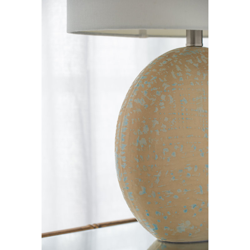Lampe de table texturée en céramique à pois - 17 po x 10 po x 24 po - abat-jour blanc - rose, Crème