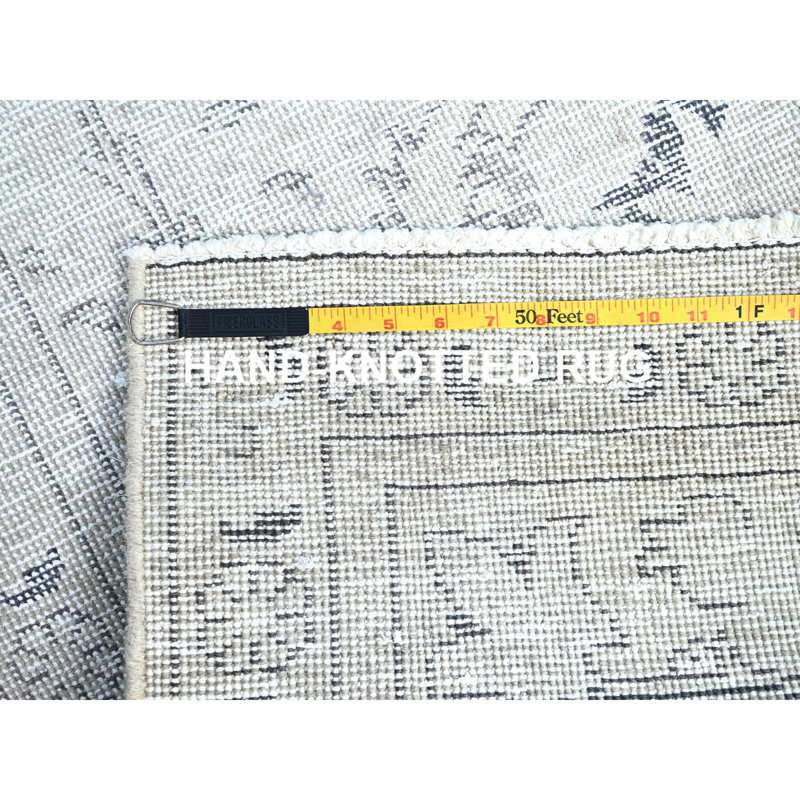 Tapis unique 2 pi 6 po x 10 pi