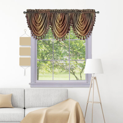 Alison Scalloped Window Valance