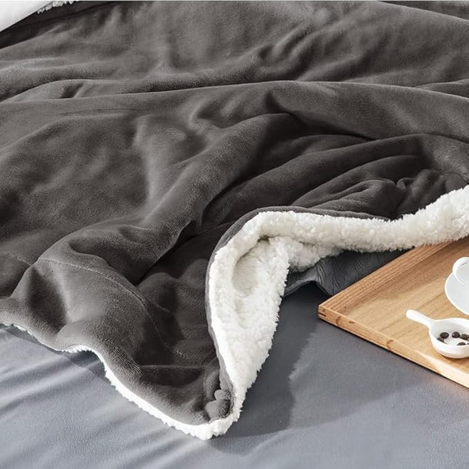 Veyo Throw Blanket, Grey, 200cm W x 240cm L