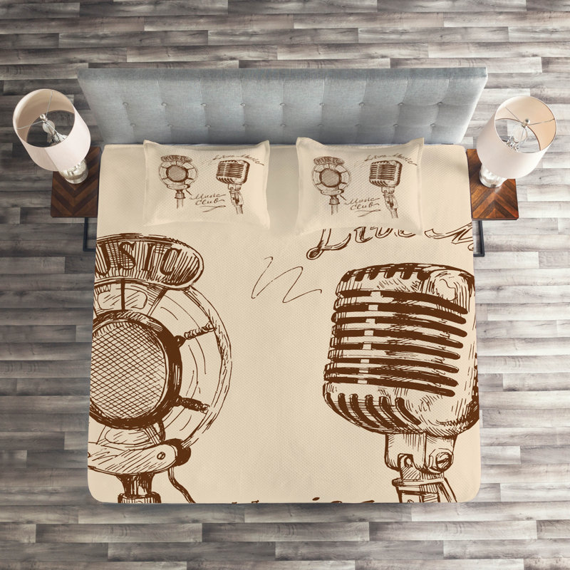 Music Traditional Coverlet, King Bedspread + 2 Shams