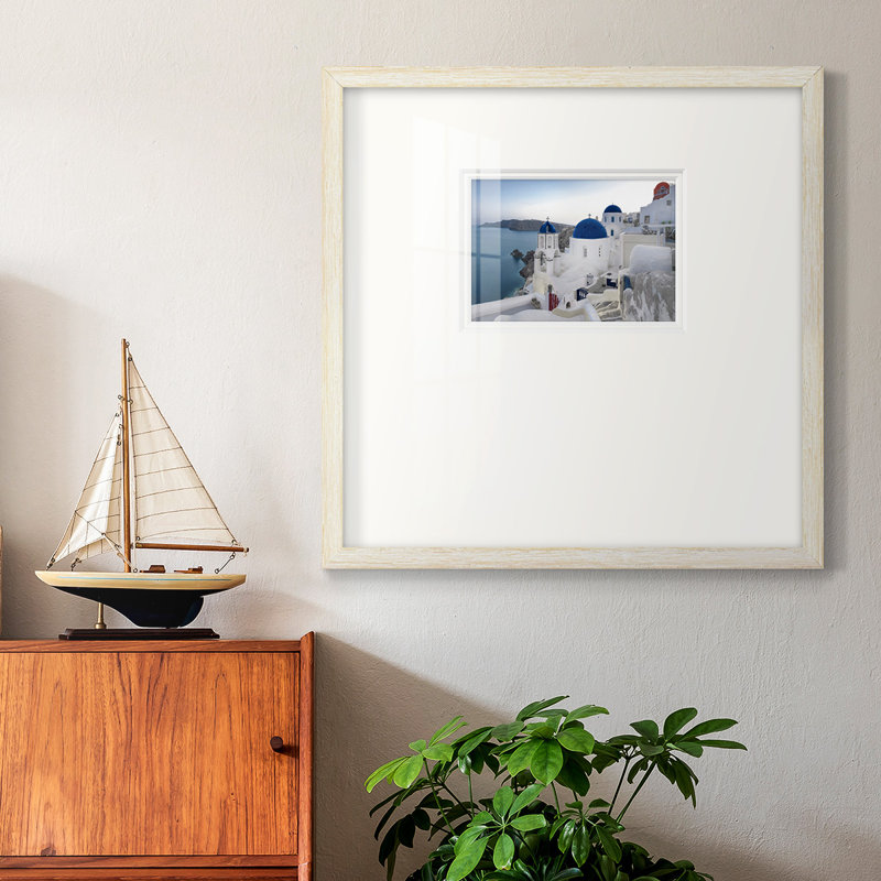 Santorini Sunrisepremium, reproduction encadrée, H 17 po x l 17 po x P 1,25 po