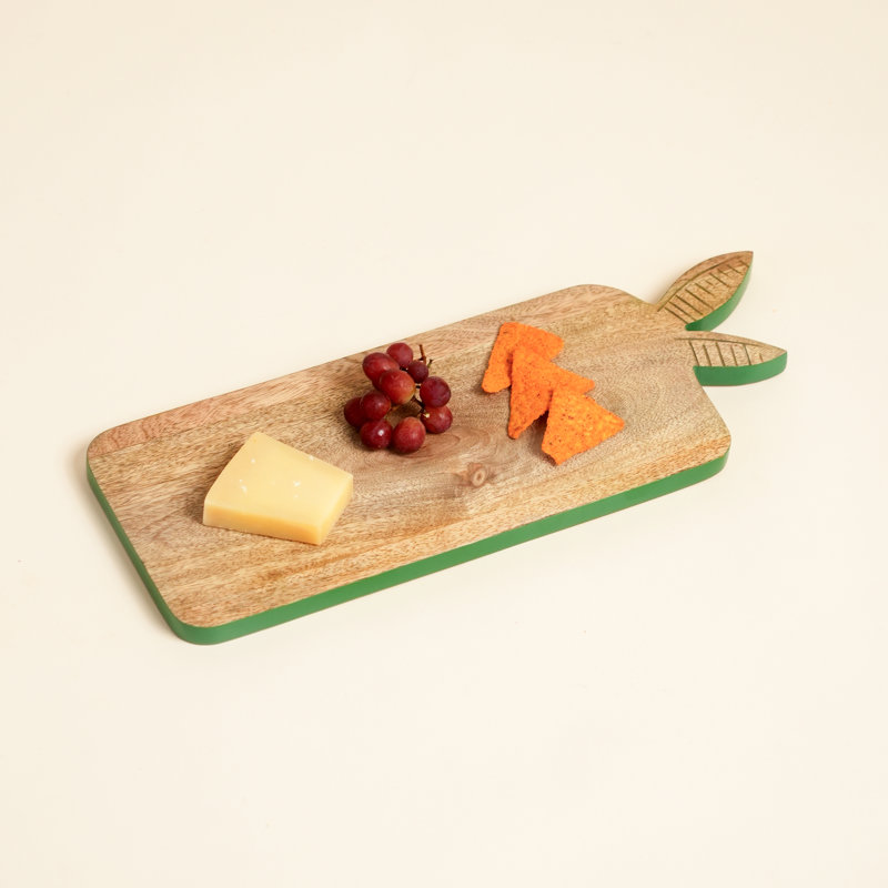 Leaf Detail Mango Wood Serving Board – Wooden Cheese & Charcuterie Platter with Coloured Edge, 40.6 cm