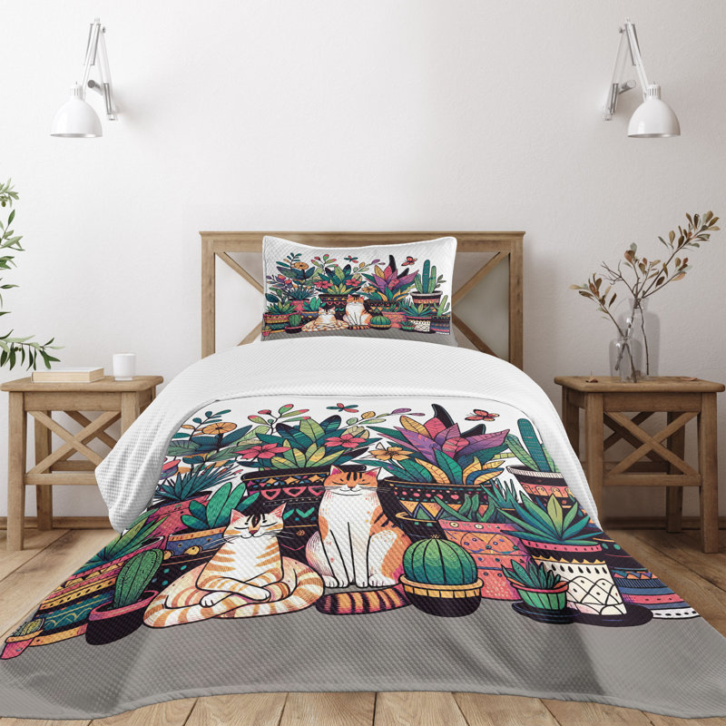 Gray Twin Quilted Bedspread Set with Cat Design