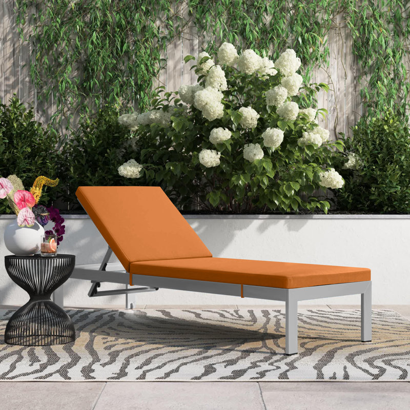 Chaise de patio d'extérieur en aluminium avec coussins Shore, Orange