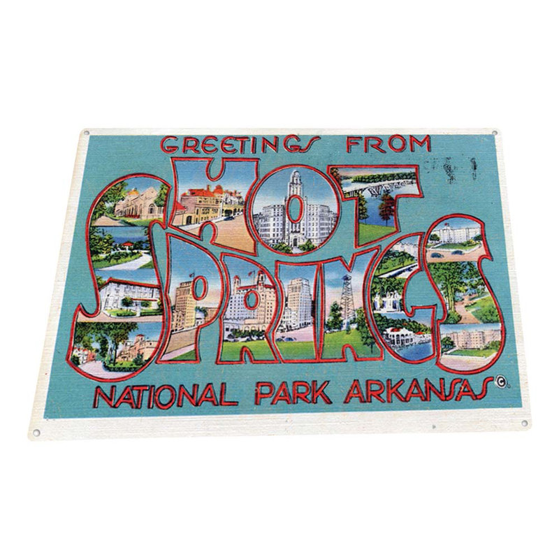 Greetings From Hot Springs Arkansas sur impression métallique, H 17,2 po x l 23,2 po x P 0,04 po