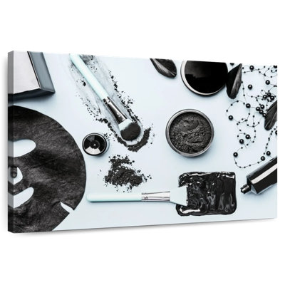 Shuttleworth Activated Charcoal Makeup