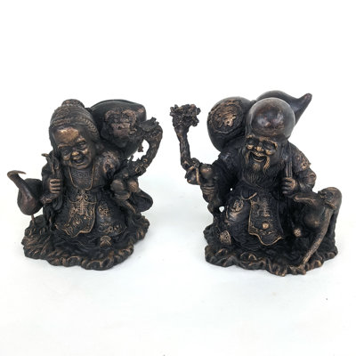 Figurines & Sculptures