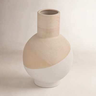 Tammy Handmade Ceramic Table Vase