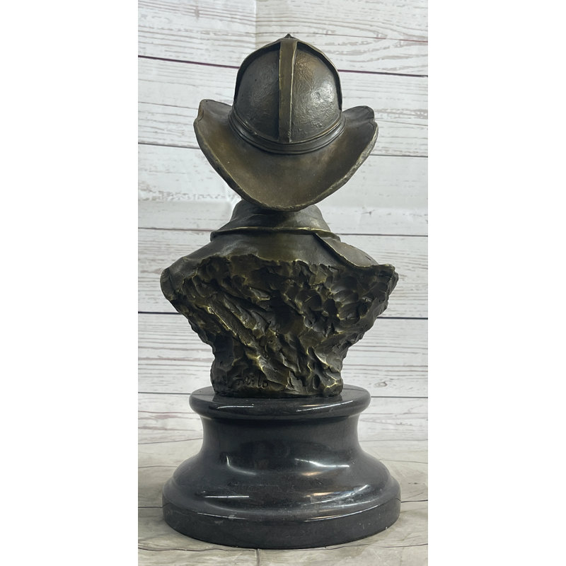 Akono, sculpture originale en bronze signée Milo