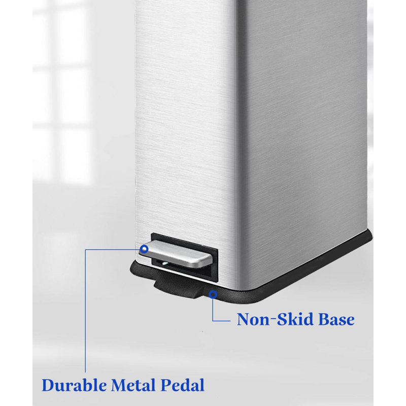 Stainless Steel Step On Kitchen Trash Can - 17L, Silver