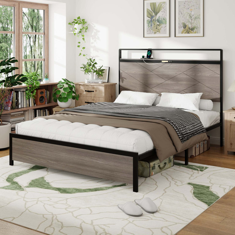 Base de lit en bois avec tête de lit à DEL et 2 ports USB, pas de bruit, matelas à ressorts requis et outils d'assemblage simples, grand espace de rangement sous le lit