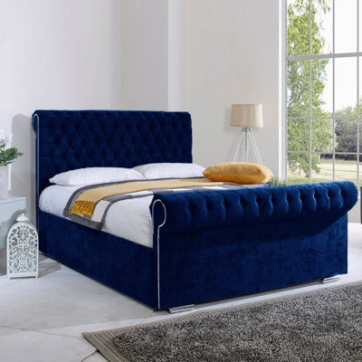 Fancy_Sleigh Bed