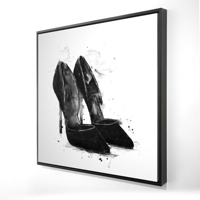 " Black Pumps "