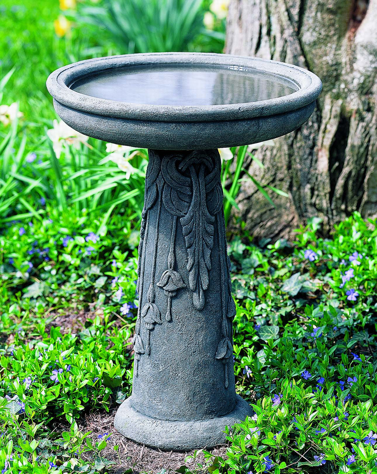 Campania International, Inc Flores Concrete Pedestal Birdbath & Reviews
