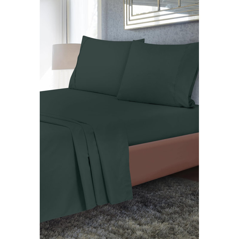 Royale Linens | Ultra Soft Brushed Microfiber Flat Sheets Only | Wrinkle Free & Stain Resistant | Hotel Quality Top Sheet for Bed
