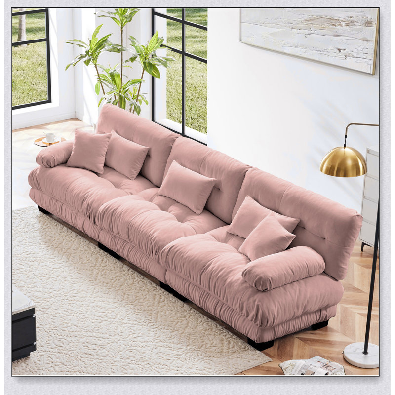 Canapé modulaire confortable avec revêtement doux, parfait pour des sièges flexibles et s'adaptant à n'importe quelle taille de pièce.