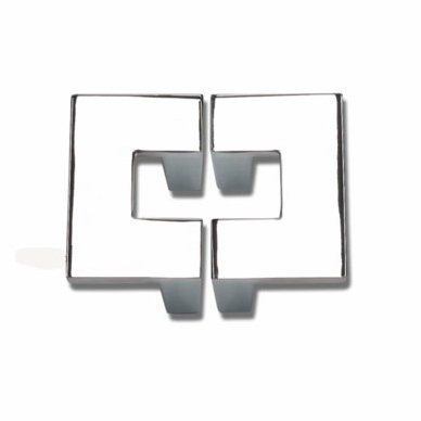 U Turn 1 1/4" Center to Center Bar pull, Polished Chrome