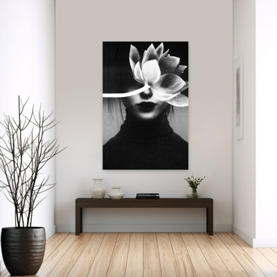 «Elegant Lotus Portrait», impression délicate de fleur de lotus sereine, art mural