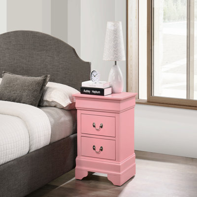 Table de chevet rose, charmant