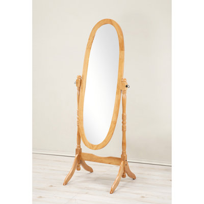 Miroir en bois de chêne de style traditionnel. Inclinable pour une réflexion complète. Miroir ovale allongé en verre avec cadre et support. Conception autoportante. Cadre complet décoratif de 22,5 po x P 16 po et 59,4 po.