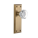 Grandeur Fifth Avenue Plate Passage with Chambord Crystal Door Knob