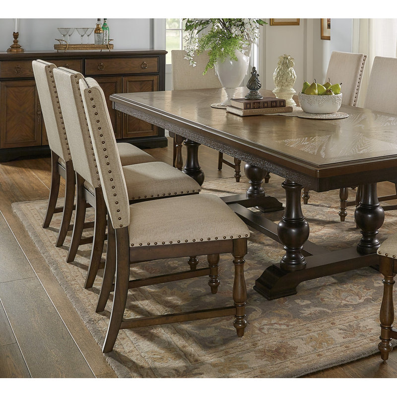 Ensemble de table de salle à manger 9 pièces Traditional avec rallonge 2 fauteuils et 6 chaises d'appoint avec garniture cloutée beige