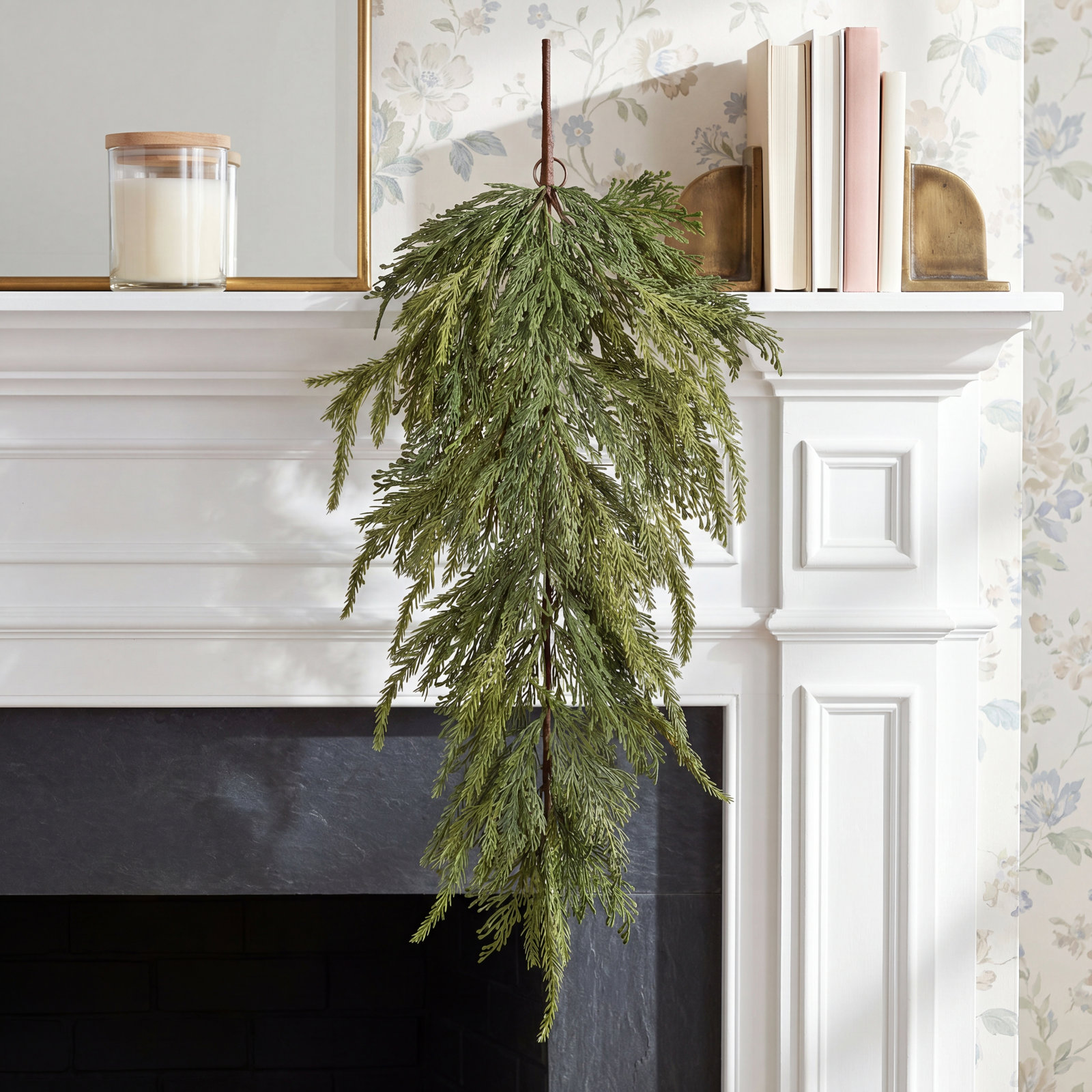 PVC Greenery 25" Cedar No Holiday Swag