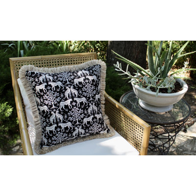 Indoor/Outdoor Pillow Cover & Insert