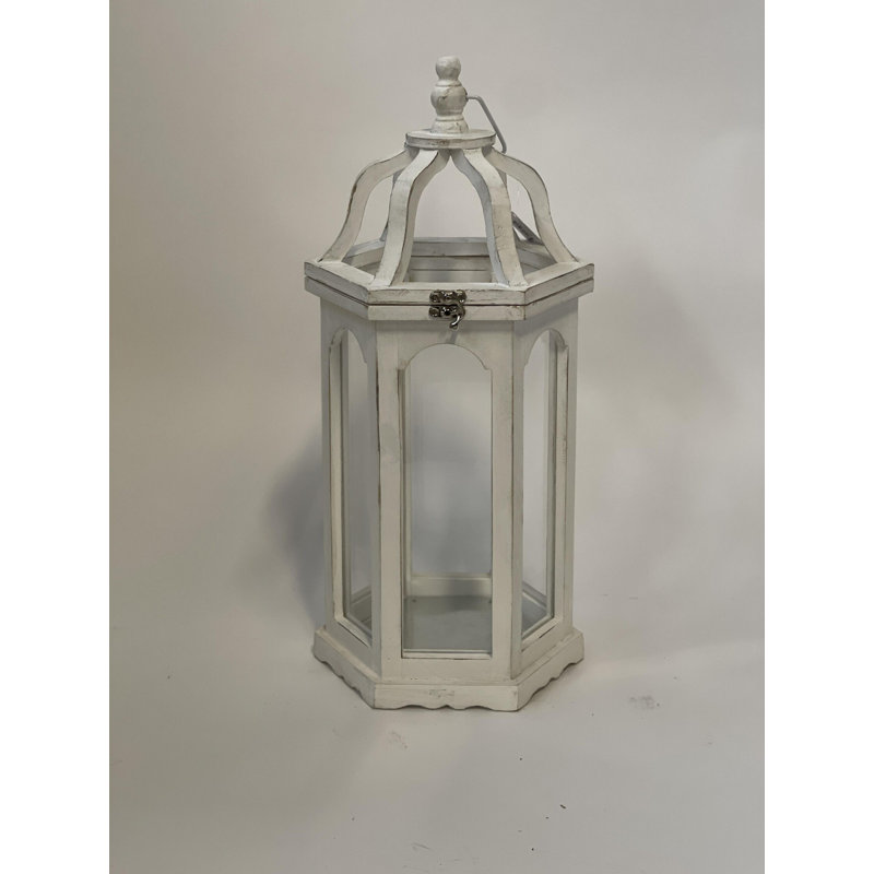 Lanterne hexagonale en bois avec murs en verre
